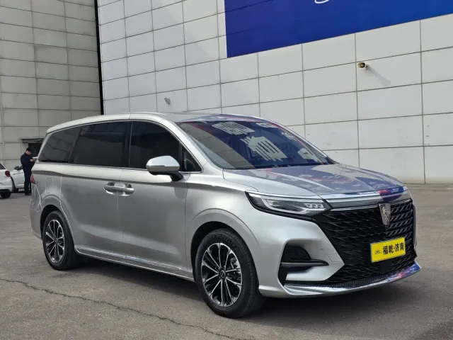 Roewe iMAX8 — Фото автомобиля 6