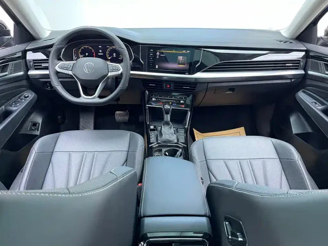 Volkswagen Passat — Фото автомобиля 23