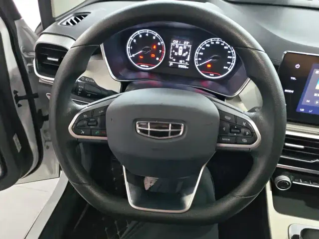 Geely Binyue 2024 1.5T DCT Soaring Dragon Edition — Фото автомобиля 15