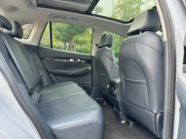 Geely Galaxy E5 — Фото автомобиля 12