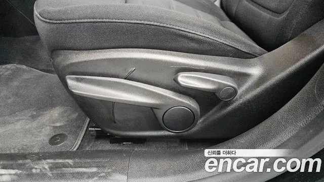 Jeep Renegade — Фото автомобиля 29