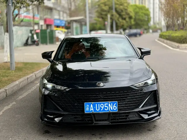 Changan UNI-V — Фото автомобиля 6