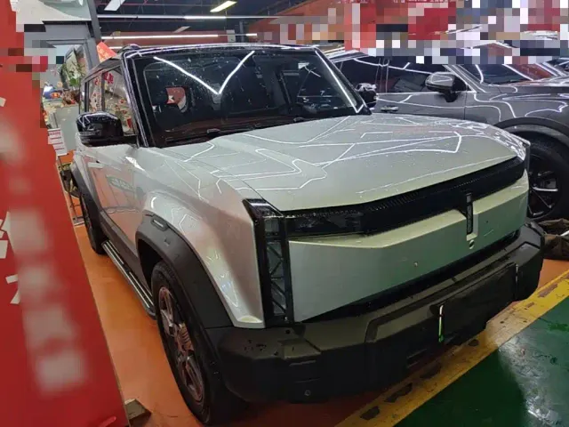iCAR 03 — Фото автомобиля 3