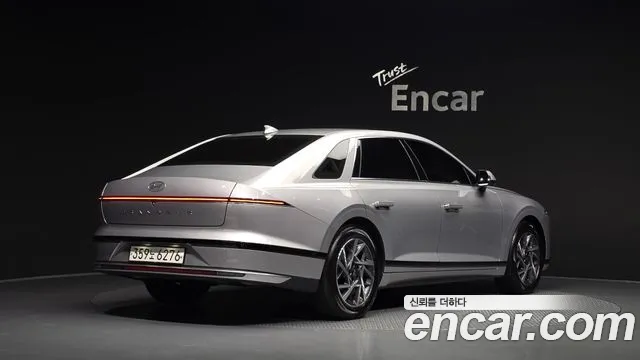 Hyundai Grandeur GN7 — Фото автомобиля 2