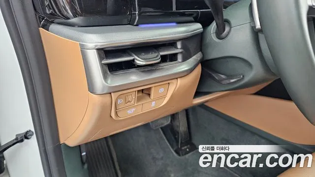 Hyundai Grandeur GN7 — Фото автомобиля 16