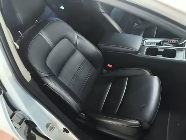 Nissan Sylphy — Фото автомобиля 24