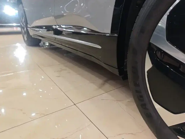 Nio ES6 — Фото автомобиля 21