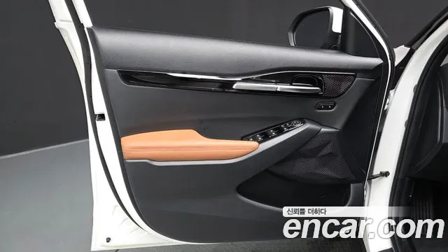 Kia Seltos New — Фото автомобиля 13