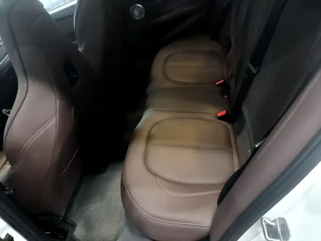 BMW 1 Series — Фото автомобиля 16