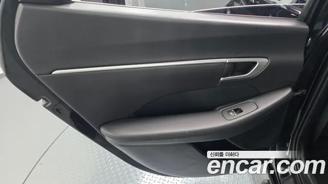 Hyundai Sonata Sonata (DN8) 2.0 LPG(Для проката) — Фото автомобиля 24