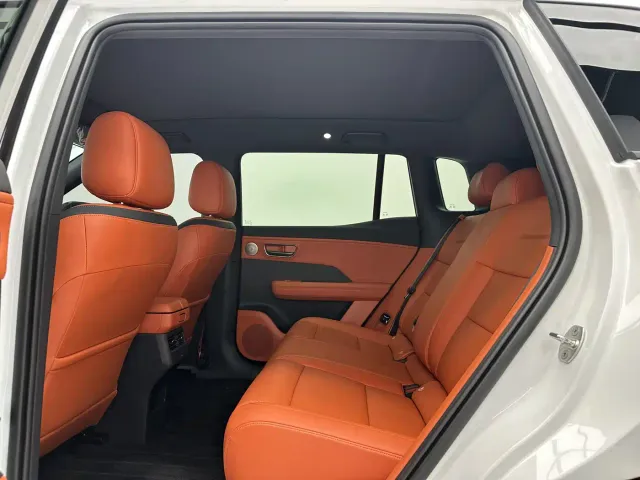 Toyota BoZhi 3X — Фото автомобиля 6