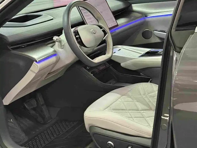 Changan Qiyuan A07 — Фото автомобиля 21