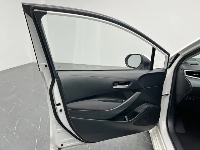 Toyota Corolla — Фото автомобиля 13