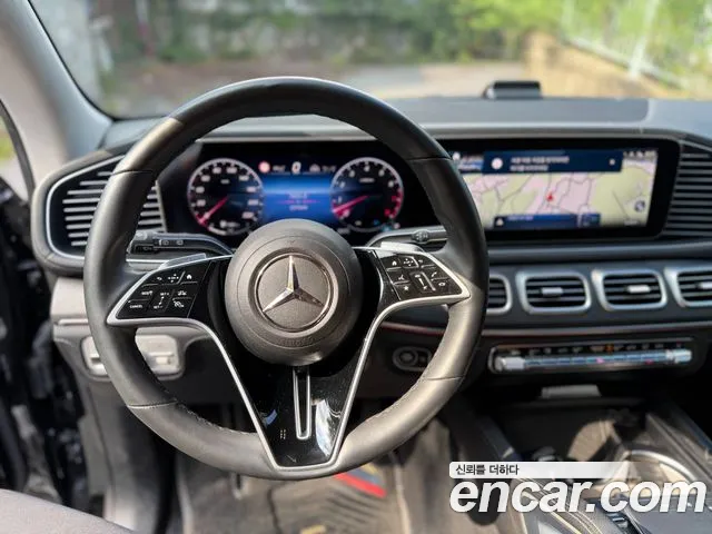 Mercedes-Benz GLE-Class — Фото автомобиля 10