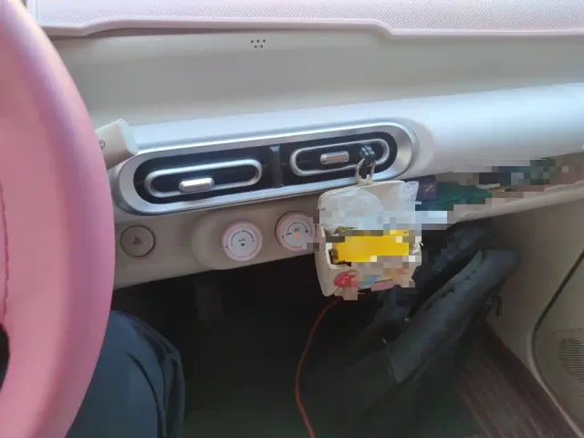 Wuling Hongguang Mini EV — Фото автомобиля 5