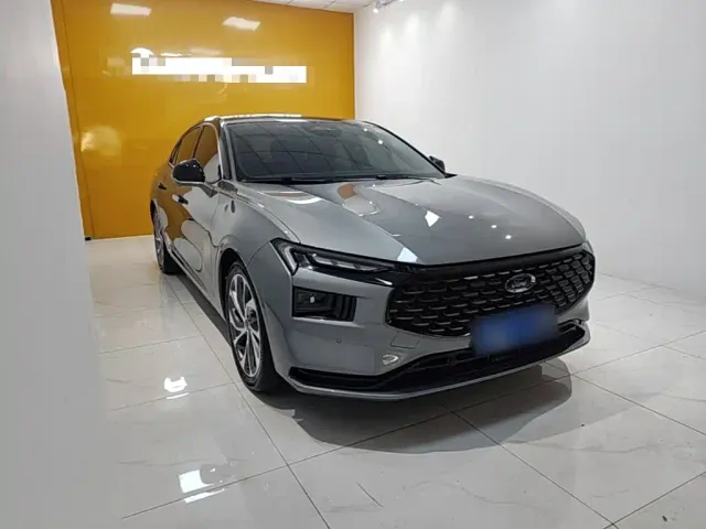 Ford Mondeo — Фото автомобиля 3