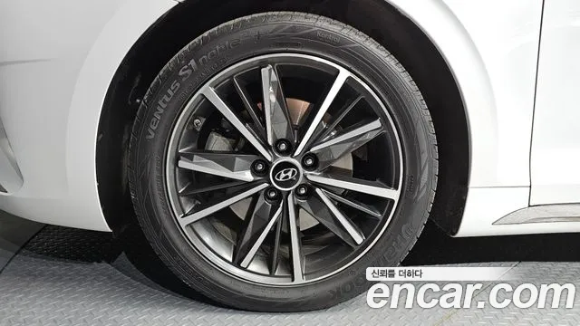 Hyundai Grandeur Новый Grandeur IG — Фото автомобиля 5