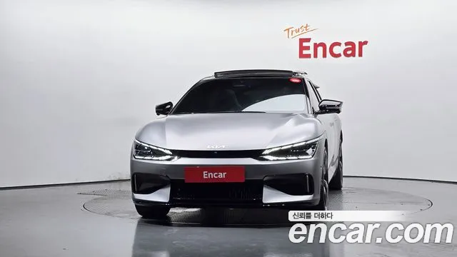Kia EV6 — Фото автомобиля 3