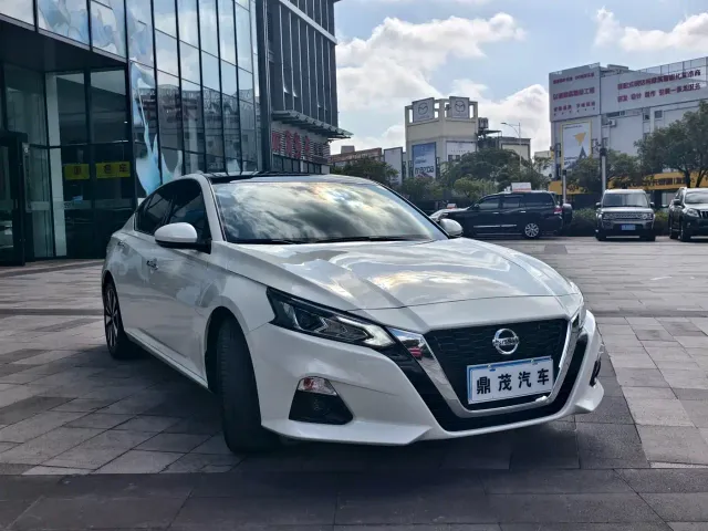 Nissan Teana — Фото автомобиля 7