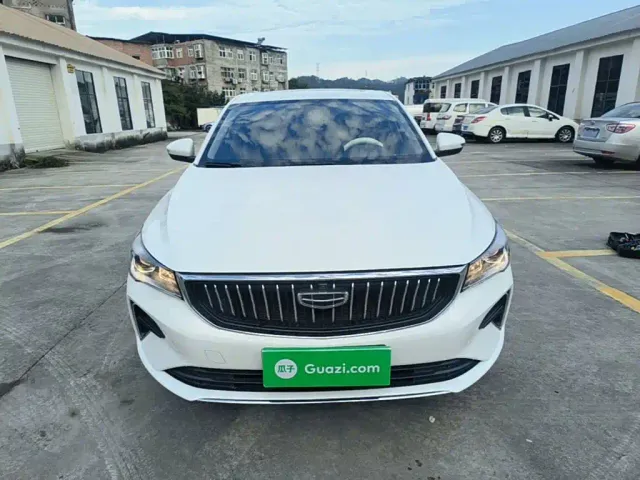Geely Emgrand — Фото автомобиля 2