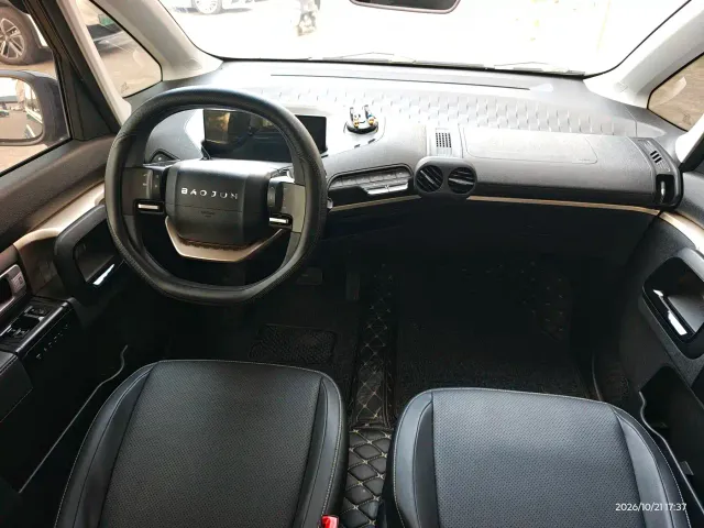 Baojun KiWi EV — Фото автомобиля 8