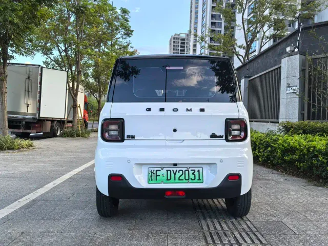Geely Panda — Фото автомобиля 18