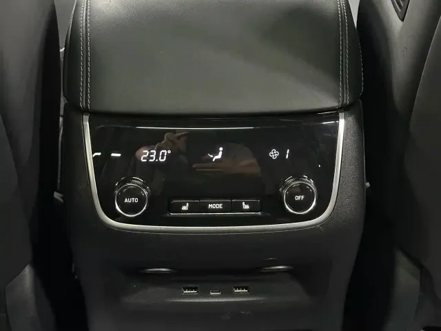 Li Auto ONE — Фото автомобиля 29