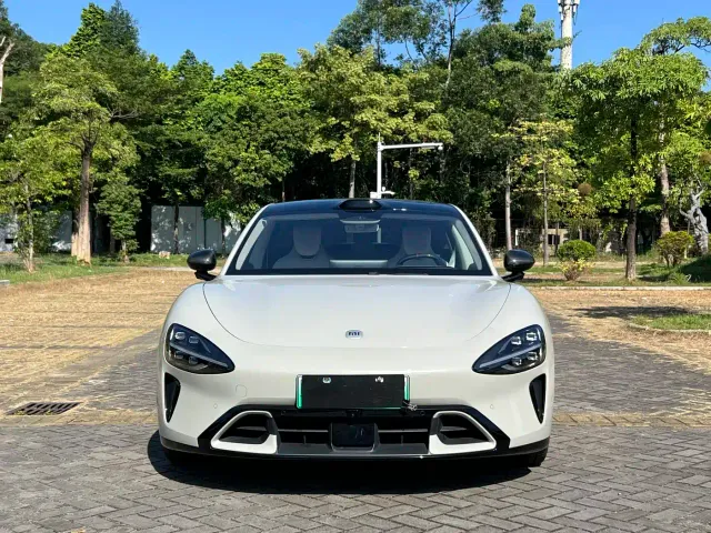 Xiaomi SU7 — Фото автомобиля 2