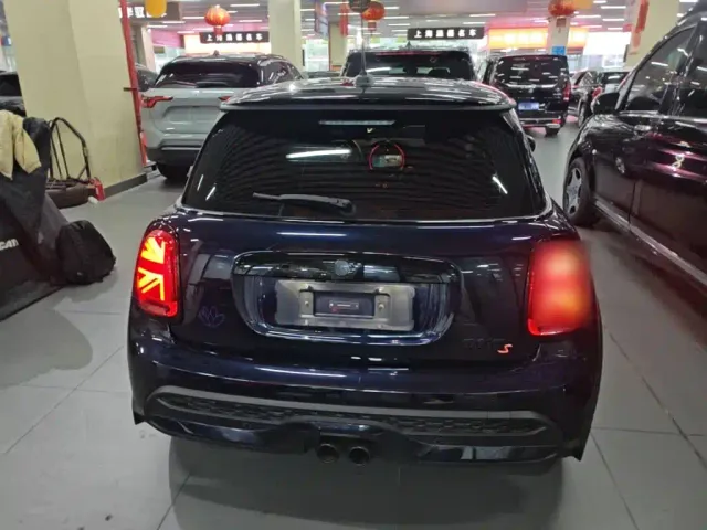 MINI Hatch — Фото автомобиля 5