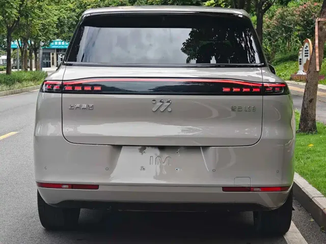 IM Motors LS8 — Фото автомобиля 9