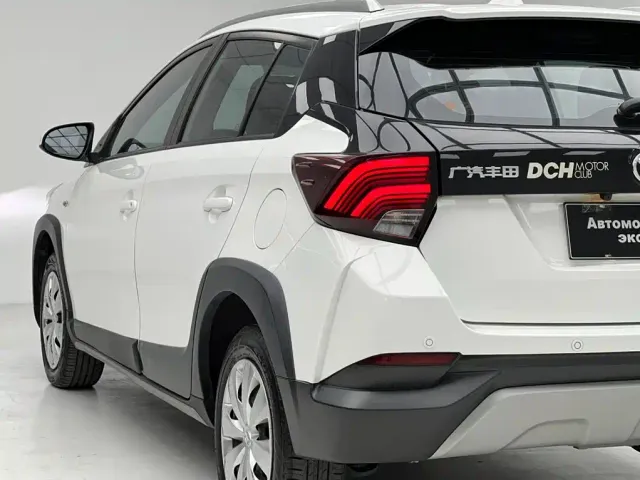 Toyota YARiS L Zhi Xuan — Фото автомобиля 16