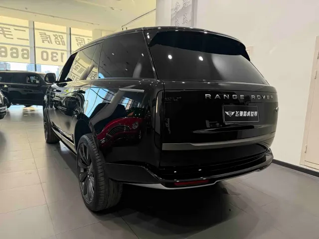 Land Rover Range Rover — Фото автомобиля 21