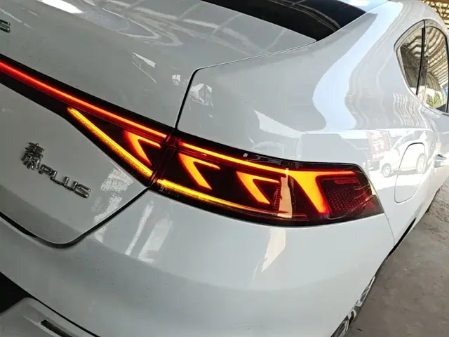 BYD Qin PLUS — Фото автомобиля 7