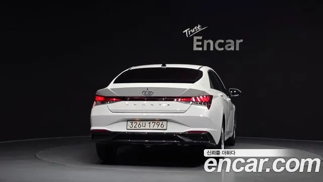 Hyundai AVANTE — Фото автомобиля 4