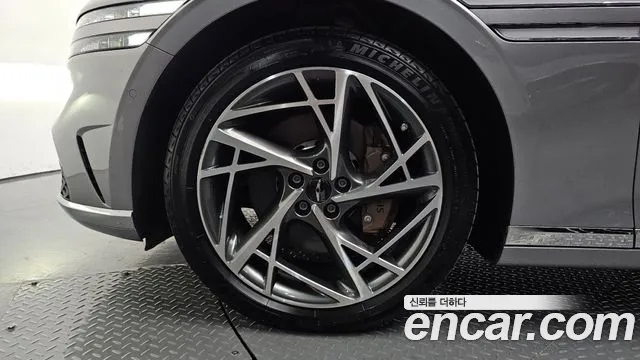 Genesis G90 RS4 — Фото автомобиля 5