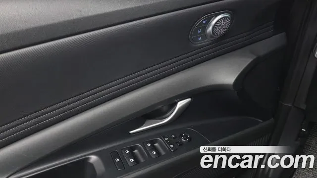 Hyundai Avante CN7 — Фото автомобиля 13