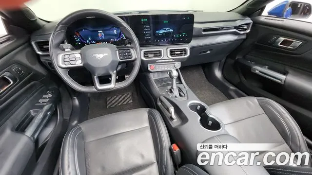 Ford Mustang Mustang 7 поколение 2.3 EcoBoost Premium Кабриолет — Фото автомобиля 7