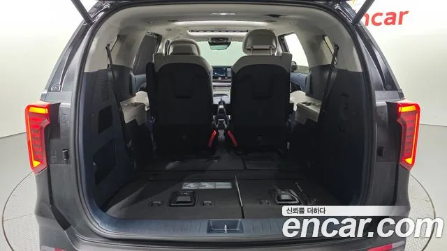 Kia Carnival — Фото автомобиля 27