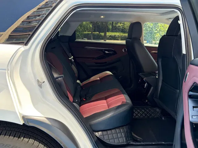 Land Rover Range Rover Evoque — Фото автомобиля 14