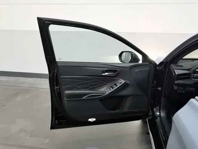 Toyota Avalon — Фото автомобиля 8