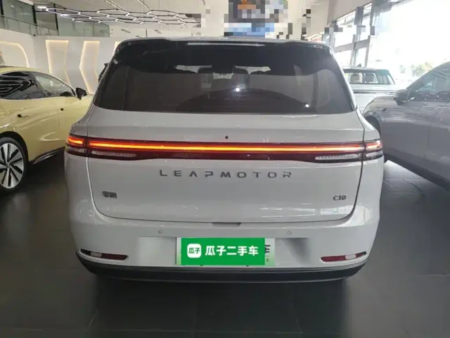 Leapmotor C10 — Фото автомобиля 5