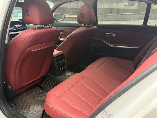 BMW 3 Series — Фото автомобиля 14