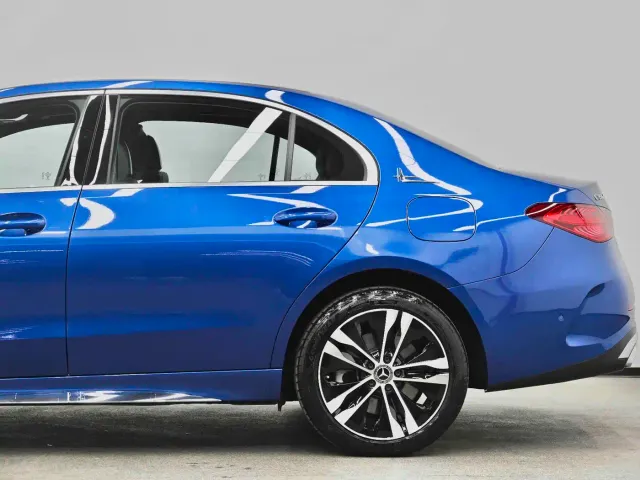 Mercedes-Benz C-Class — Фото автомобиля 14