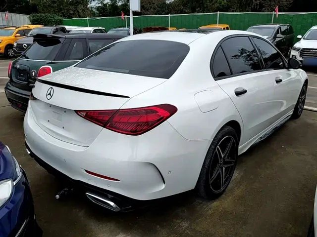 Mercedes-Benz C-Class — Фото автомобиля 6