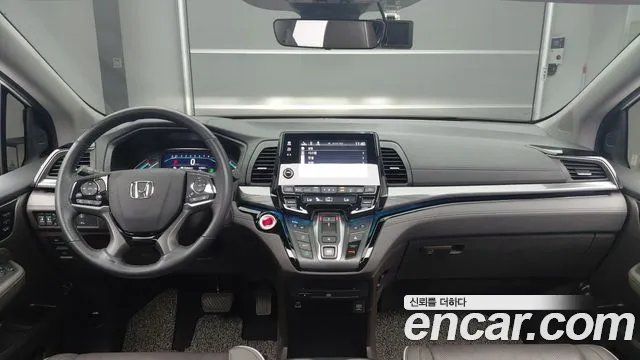 Honda Odyssey — Фото автомобиля 7