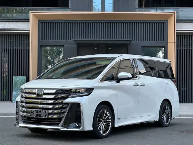 Toyota Vellfire — Фото автомобиля 2
