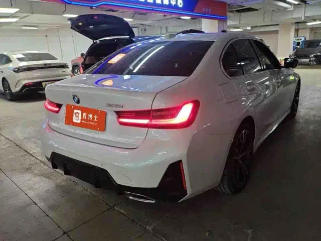 BMW 3 Series — Фото автомобиля 4