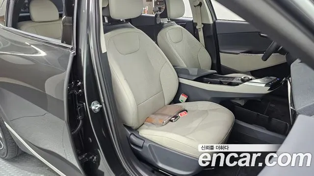 Kia EV6 — Фото автомобиля 11