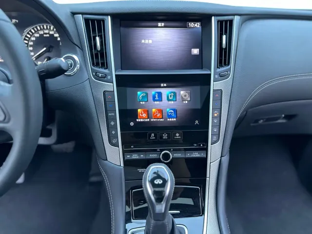 Infiniti Q50L — Фото автомобиля 18
