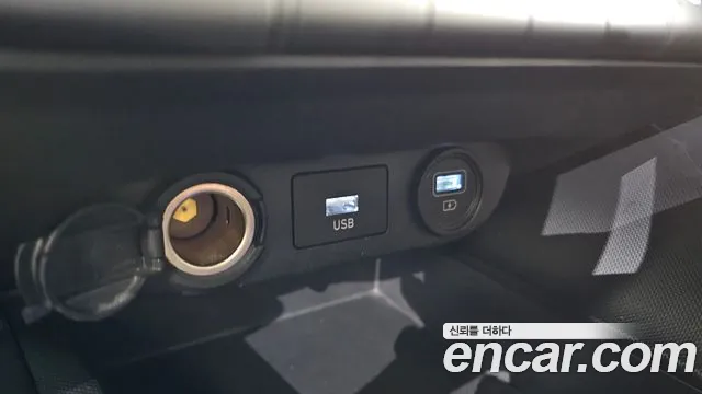 Hyundai Avante CN7 — Фото автомобиля 13